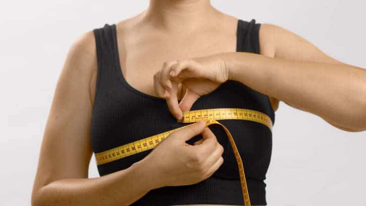 Augmentation mammaire : à quoi s’attendre avant, pendant et après l’opération ?